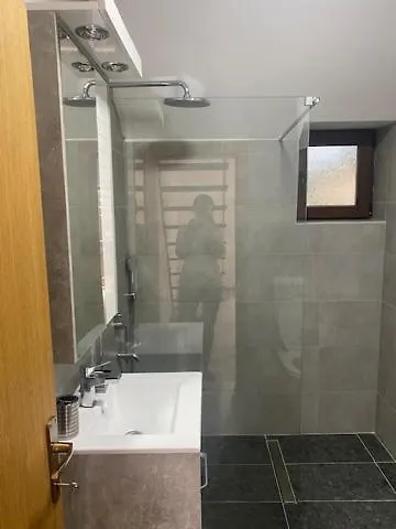 Dvosobni Kopanik, Kopaonik Brzeće