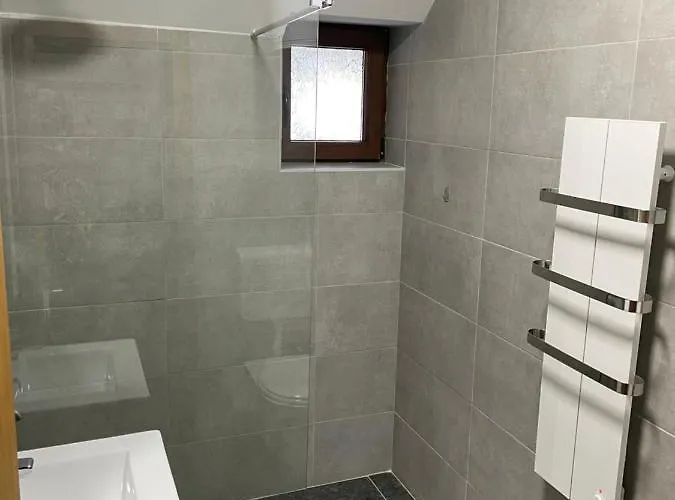 Dvosobni Kopanik, Kopaonik * Brzeće